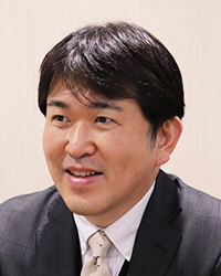 Mア 鋭一 氏