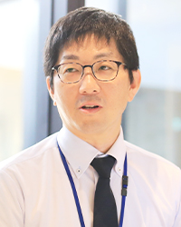 山内 浩嗣 氏