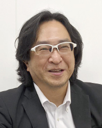福井 睦也 氏